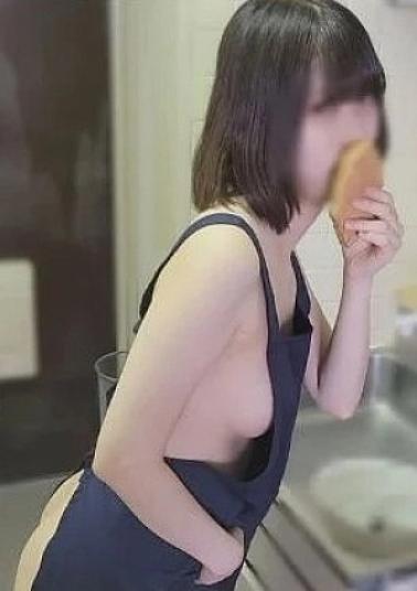 English sub FC2PPV-4559663 70% OFF! Limited Release A Plain Cute Fair-skinned Beauty With Big Breasts Who Worked Part-time At A Taiyaki Restaurant. A Set Of 5 Works That Are Currently Not Open To The Public.