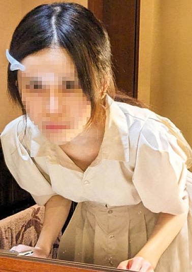 10musume 10-011825-01 Real face amateur: A very slim and slender girl who is beautiful even without makeup すっぴん素人 素顔のままbeautiful極細スレンダー娘